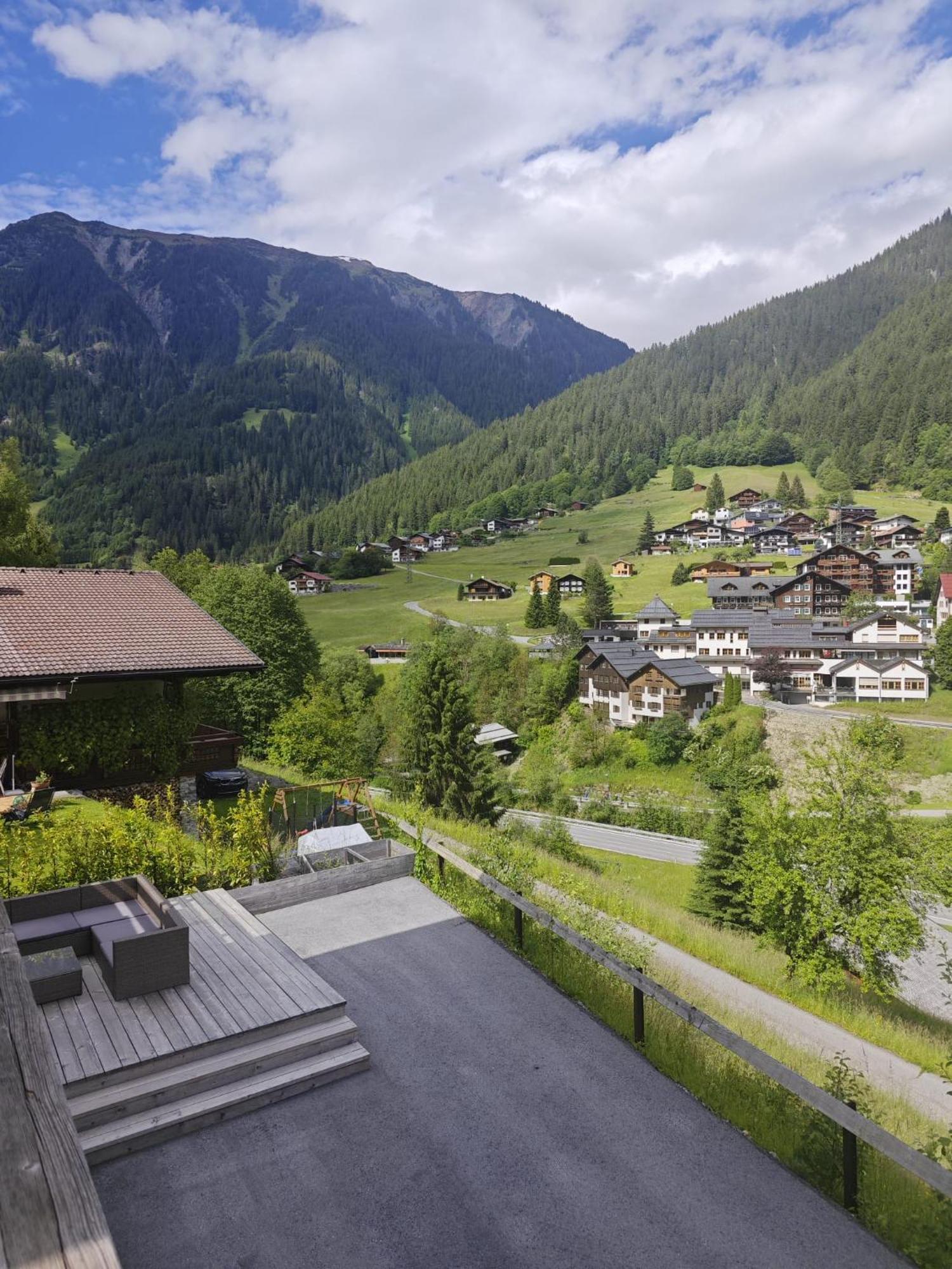Pluenggas Chalets Gaschurn Exterior photo
